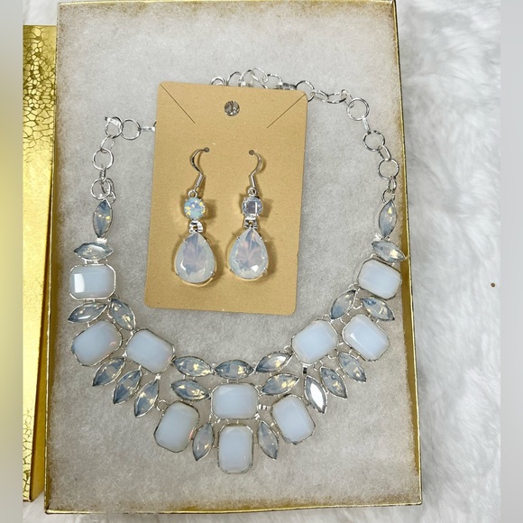 Opalite Large 925 Gemstone Necklace & Earrings Set - Picture 10 of 11
